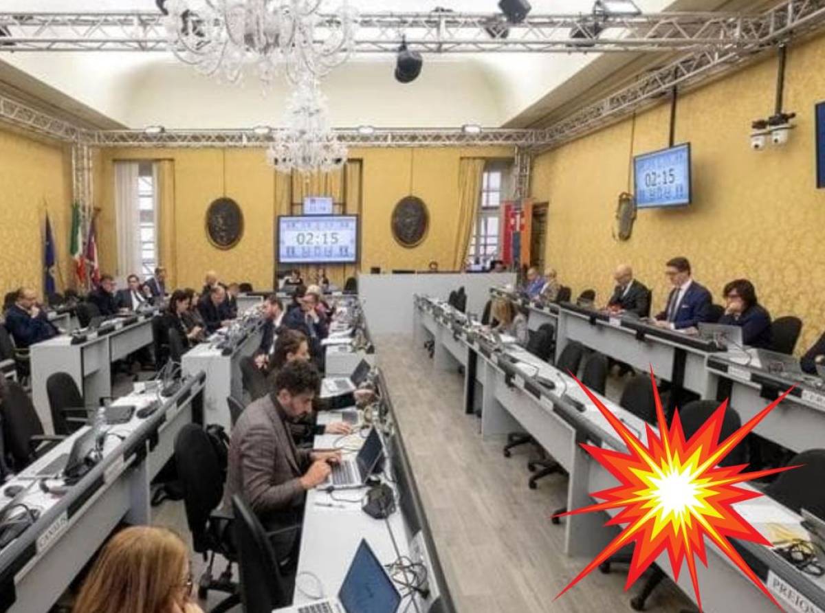 Piemonte, bufera “5 forchette”: FdI contrattacca, il PD chiama alla mobilitazione. Scontro totale in Consiglio regionale